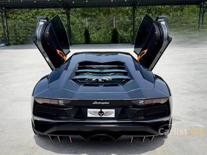 2018 Lamborghini Aventador S Coupe