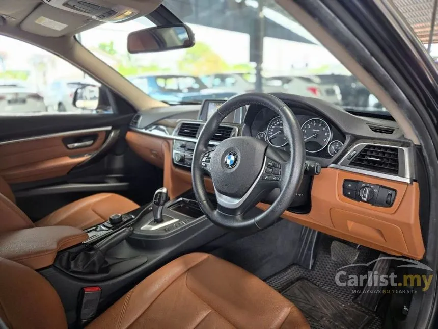 2016 BMW 318i Luxury Sedan
