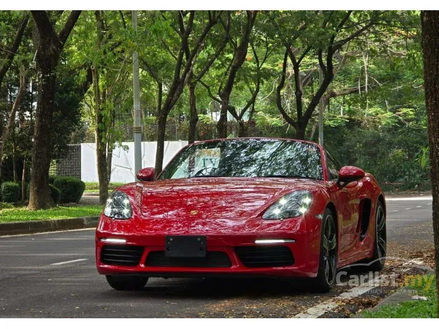 2022 Porsche 718 Boxster Convertible