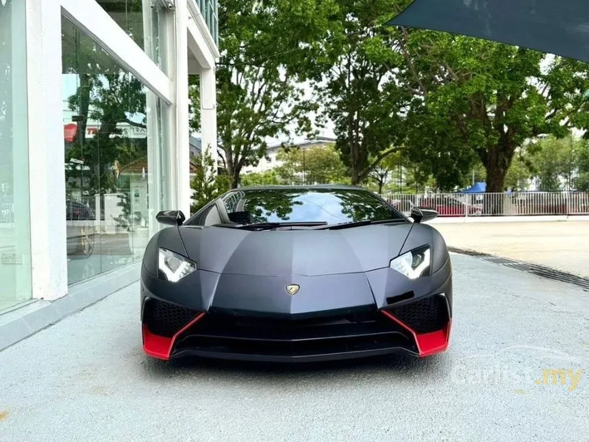 2012 Lamborghini Aventador LP700-4 Coupe