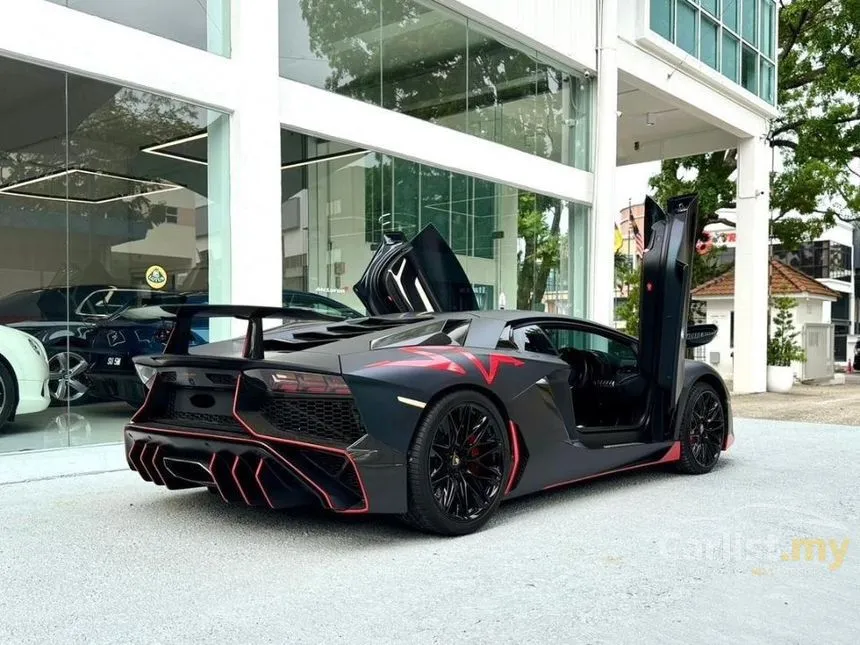 2012 Lamborghini Aventador LP700-4 Coupe