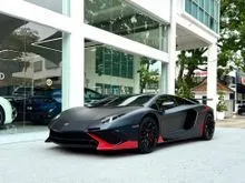 2012 Lamborghini Aventador LP700-4 6.5 V12 Coupe  Iconic Italian Supercar