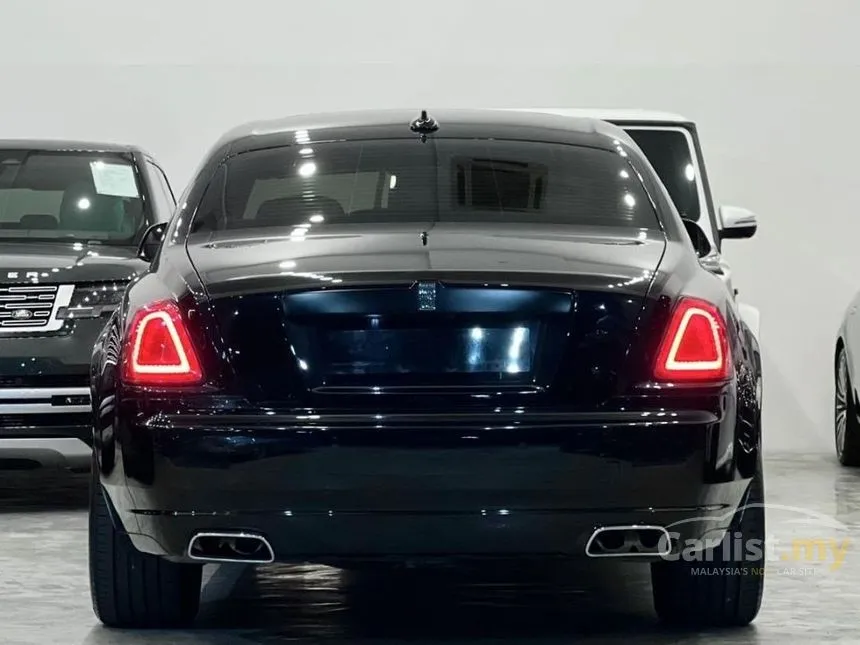 2014 Rolls-Royce Ghost Sedan