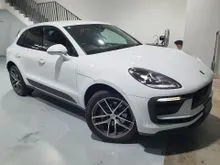 2022 Porsche Macan 3 2.0 SUV / GEN 3 NEW FACELIFT / JAPAN SPEC / GRADE 4.5 / PDLS PLUS / 360 CAMERA / 2 TONE INTERIOR / 20 INCH MACAN S SPORT RIMS