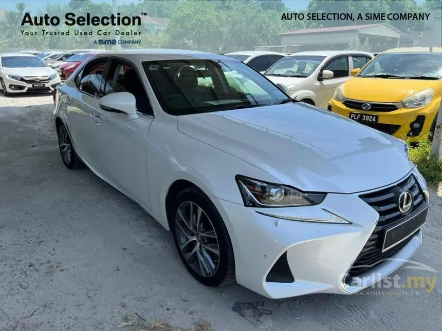 2018 Lexus IS 300 Premium Sedan