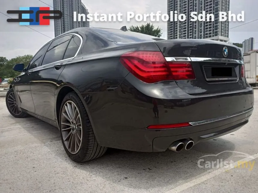 2013 BMW 730Li Sedan