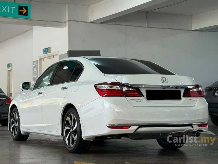 2018 Honda Accord VTi-L Sedan