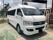 2017 CAM Placer X 3.0 Window Van 6th speed 18 seater