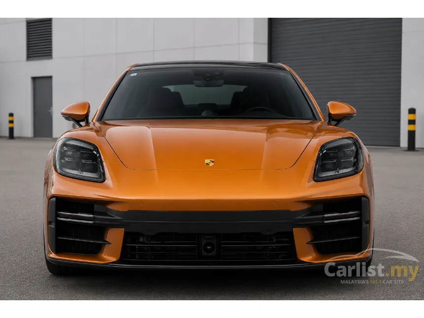 2025 Porsche Panamera Hatchback