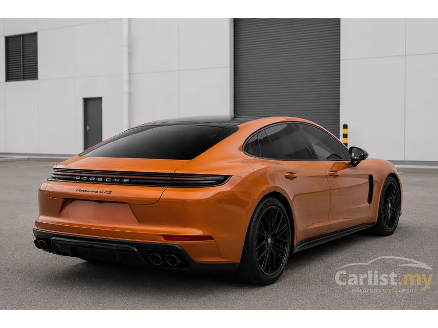 2025 Porsche Panamera Hatchback