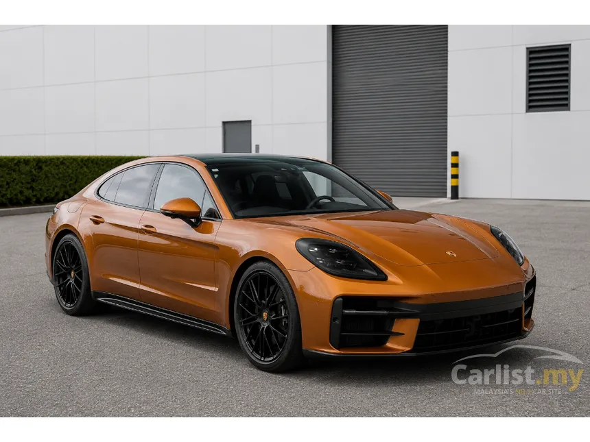 2025 Porsche Panamera Hatchback