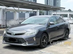 2015 Toyota Camry 2.5 Hybrid Sedan