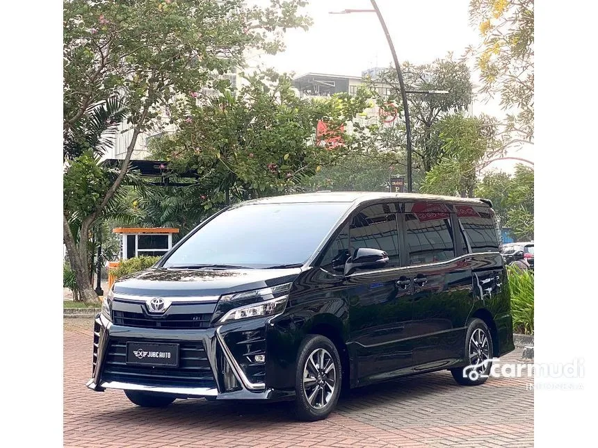 2018 Toyota Voxy Wagon