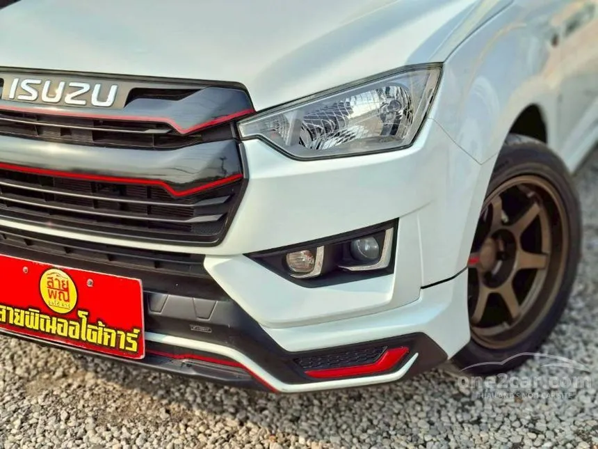 2022 Isuzu D-MAX S Cab-4 Pickup