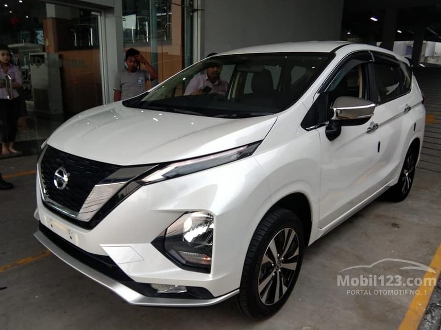 Jual Mobil  Nissan  Livina  2019  VL 1 5 di DKI Jakarta 