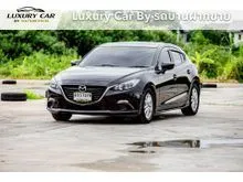 2015 Mazda 3 2.0 (ปี 14-18) E Sports Hatchback
