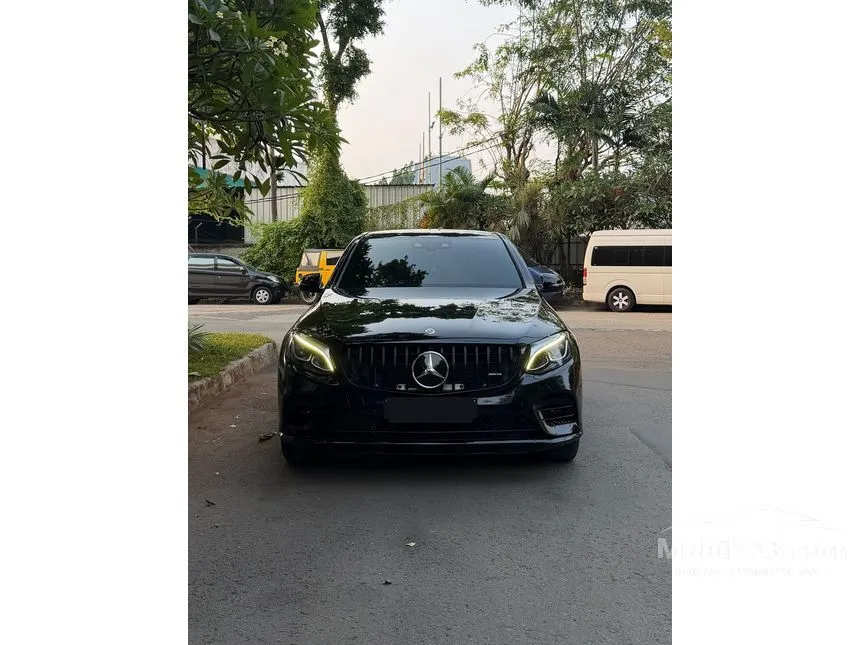 2017 Mercedes-Benz GLC300 AMG Line Coupe