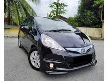 2014 Honda Jazz 1.3 Hybrid Hatchback FACELIFT (A) ORI MILEAGE