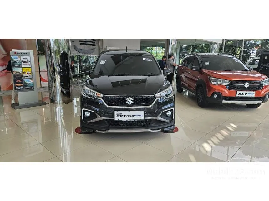 Jual Mobil Suzuki Ertiga 2024 Hybrid Cruise (2 Tone) 1.5 di DKI Jakarta Automatic MPV Hitam Rp 235.000.000