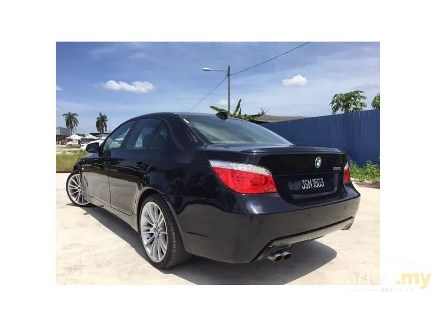 2010 BMW 525i Sports Sedan