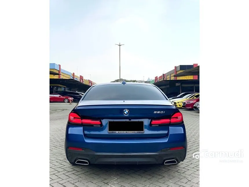 2022 BMW 520i M Sport Sedan