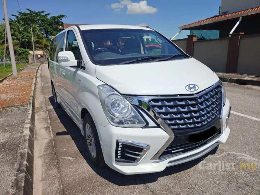 2017 Hyundai Grand Starex Royale MPV