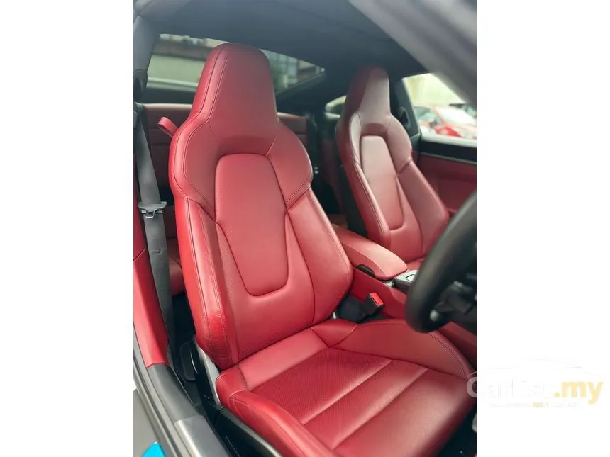 2020 Porsche 911 Carrera 4S Coupe