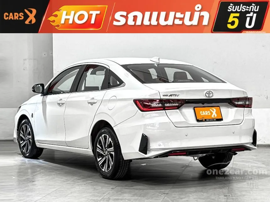 2022 Toyota Yaris Ativ Premium Luxury Sedan