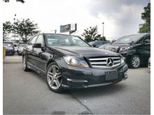 2013 Mercedes-Benz C200 CGI 1.8 AMG Japan Spec Full leather Keyless Push start memory seats
