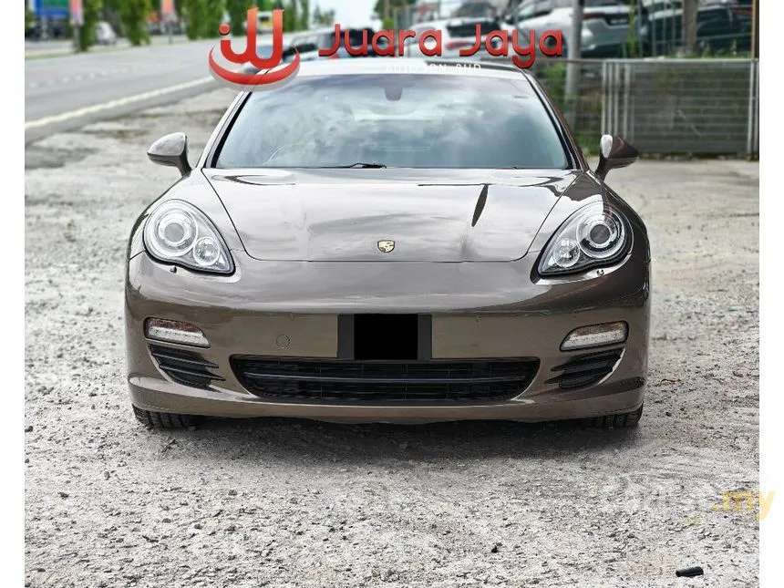 2012 Porsche Panamera Hatchback