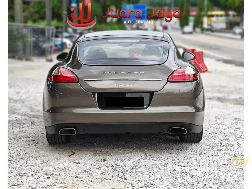 2012 Porsche Panamera Hatchback