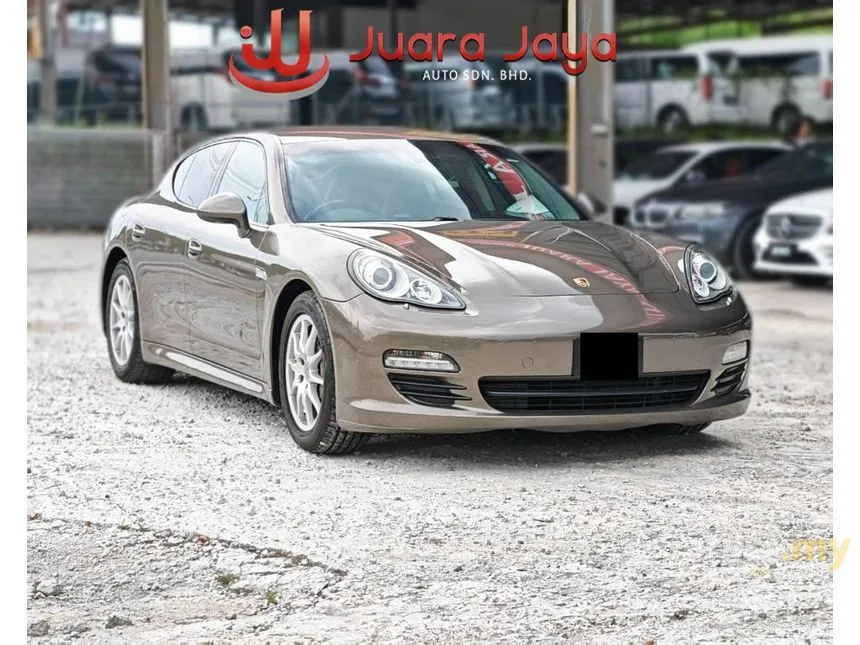 2012 Porsche Panamera Hatchback
