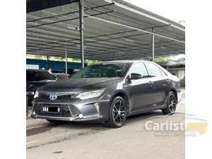 2015 Toyota Camry 2.5 Hybrid Sedan