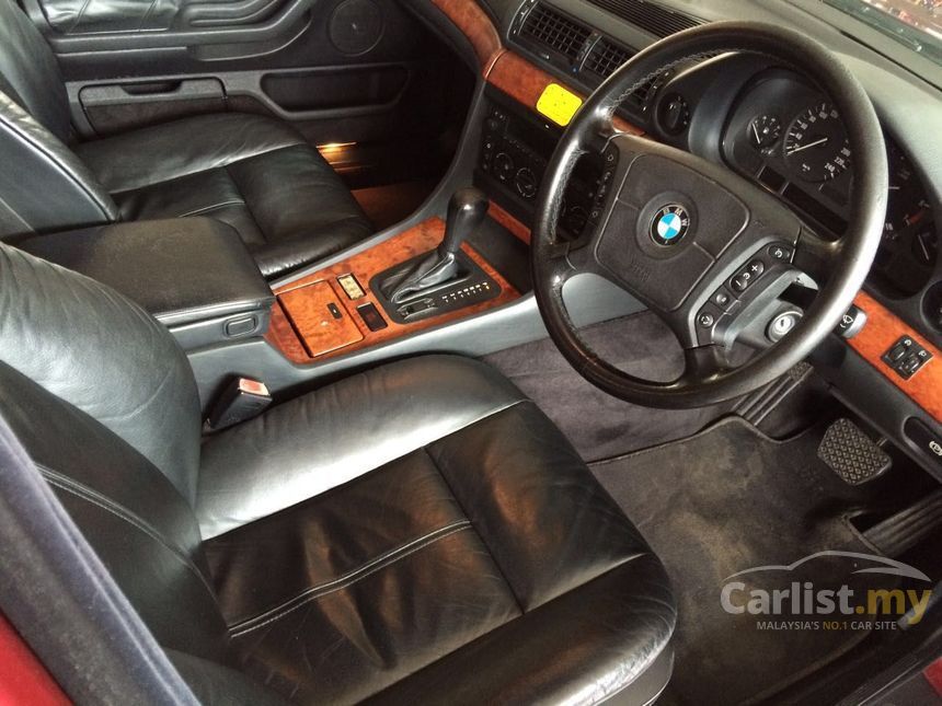 1995 BMW 730i Sedan