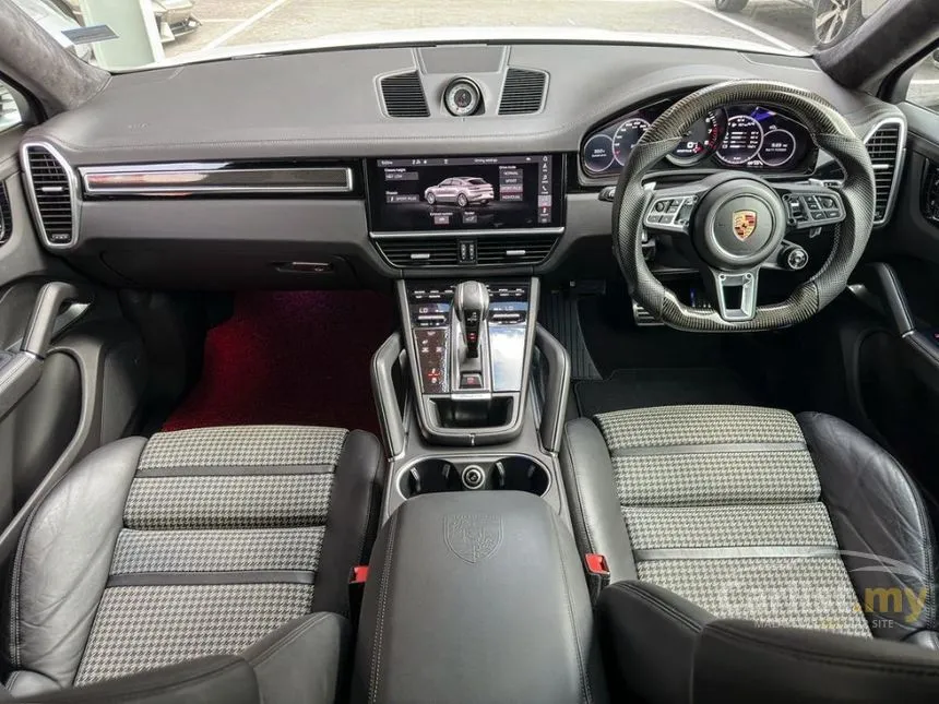 2020 Porsche Cayenne Turbo SUV