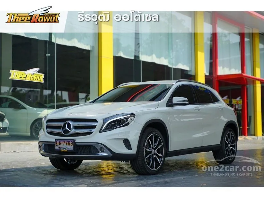 2016 Mercedes-Benz GLA200 SUV