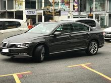 2017 Volkswagen Passat 2.0 Highline (Low Mileage & Under Warranty)