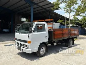 1986 Isuzu Elf 3.3 NKR575 Lorry