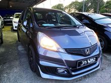 2014 Honda Jazz 1.5 V I-VTEC Grade AAA