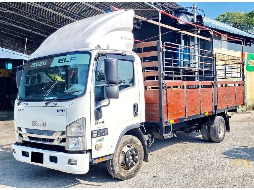 Used ISUZU NPR81 WOODEN CARGO 17FT 7500KG LORRY 4546BPT KAWAN