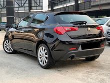 2013 Alfa Romeo Giulietta 1.4 MultiAir Factory Condition!!