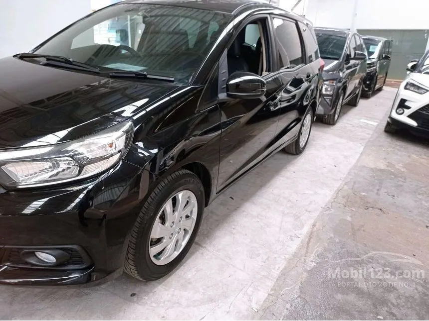 2017 Honda Mobilio E MPV