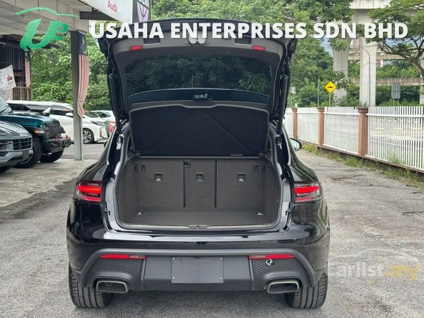 2024 Porsche Macan SUV