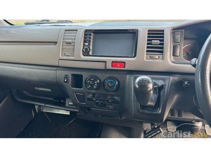 2013 Toyota Hiace Window Van Van