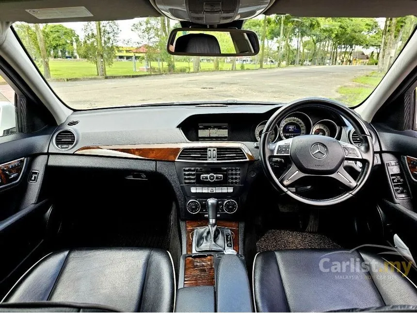 2014 Mercedes-Benz C200 CGI Avantgarde Sedan