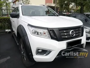 2019 Nissan Navara 2.5 NP300 V Pickup Truck(please call now for beat offer)