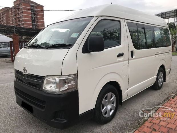 hiace 2017 price
