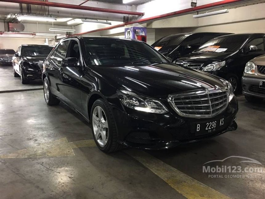 Jual Mobil Mercedes-Benz E200 2013 CGI 1.8 di DKI Jakarta 