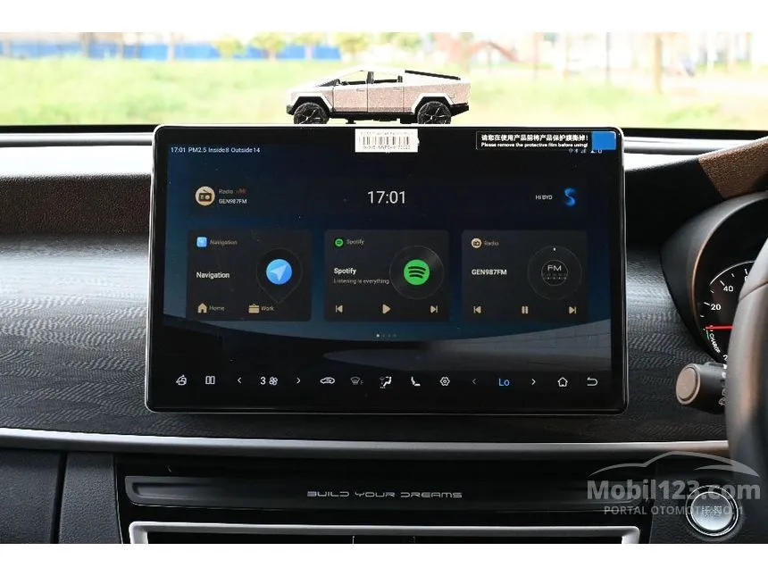 2025 BYD M6 Superior Captain 6 Seater MPV