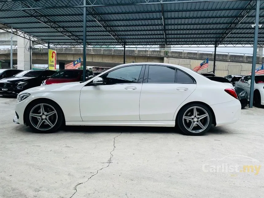 2017 Mercedes-Benz C200 AMG Line Sedan